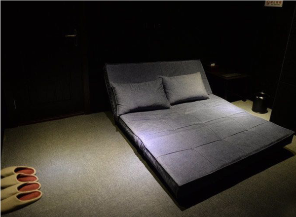 欧美人妻激情在线的相关介绍