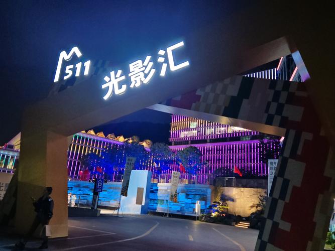 青丝影院高清版在线观看的相关介绍